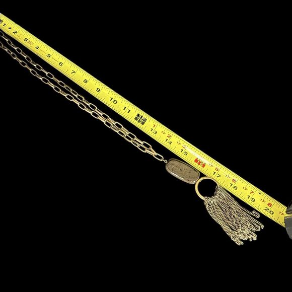 Boho Gold Tone Fringe Tassel Pendant Necklace Oval Speckled Stone Western Artsy - Picture 6 of 10